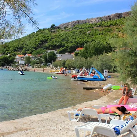 Apartment By The Sea Duce, Omis - 2992 Dugi Rat