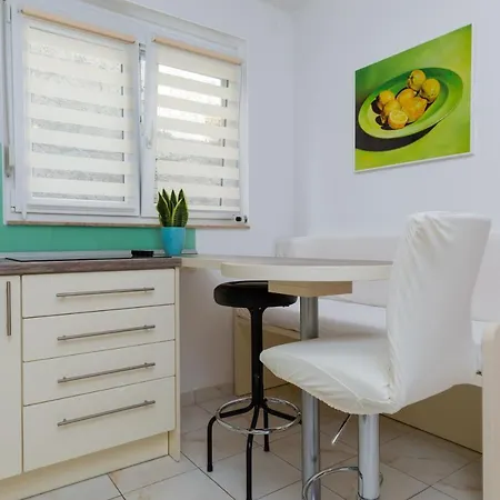 Apartment By The Sea Duce, Omis - 2992