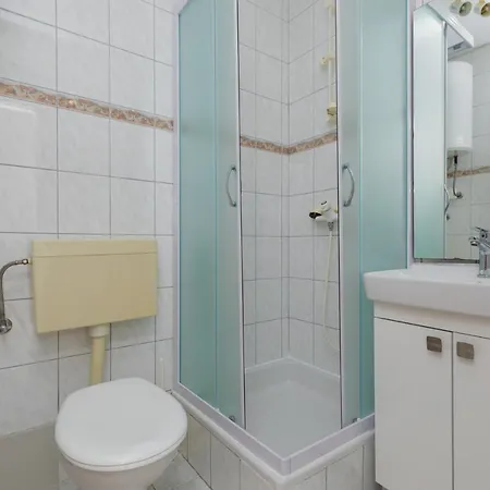 By The Sea Duce, Omis - 2992 Apartment *