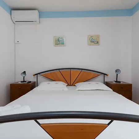 Apartment By The Sea Duce, Omis - 2992 *